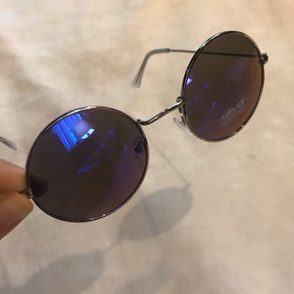 70s Style Round Circle Sunglasses - Picture 8 of 8